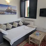Venice Luxury *