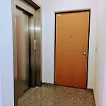 Venice Luxury 아파트