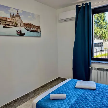 Venice Luxury *