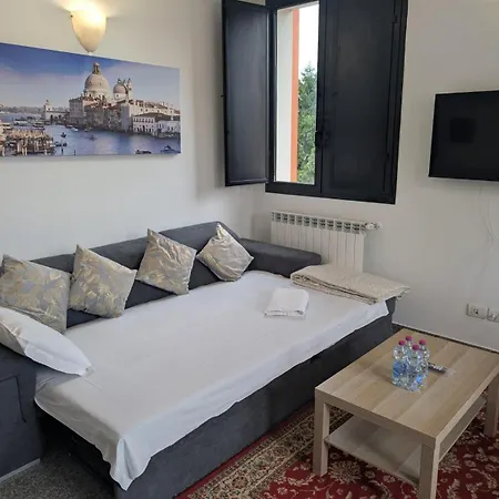 Venice Luxury *