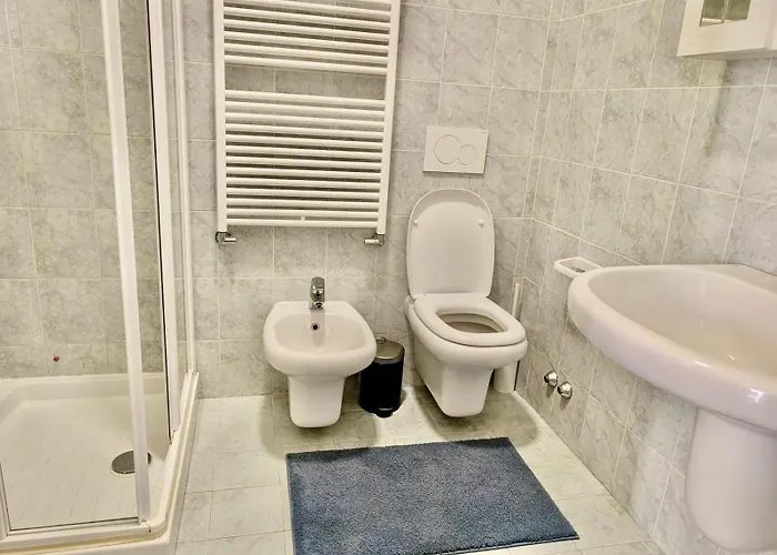 Апартаменты Venice Luxury *